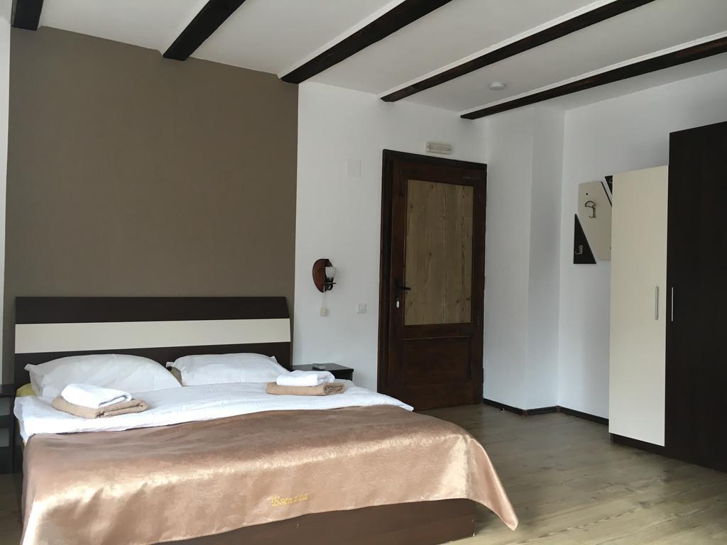 Pensiunea Esenzza Bran (Brasov) Exterior foto